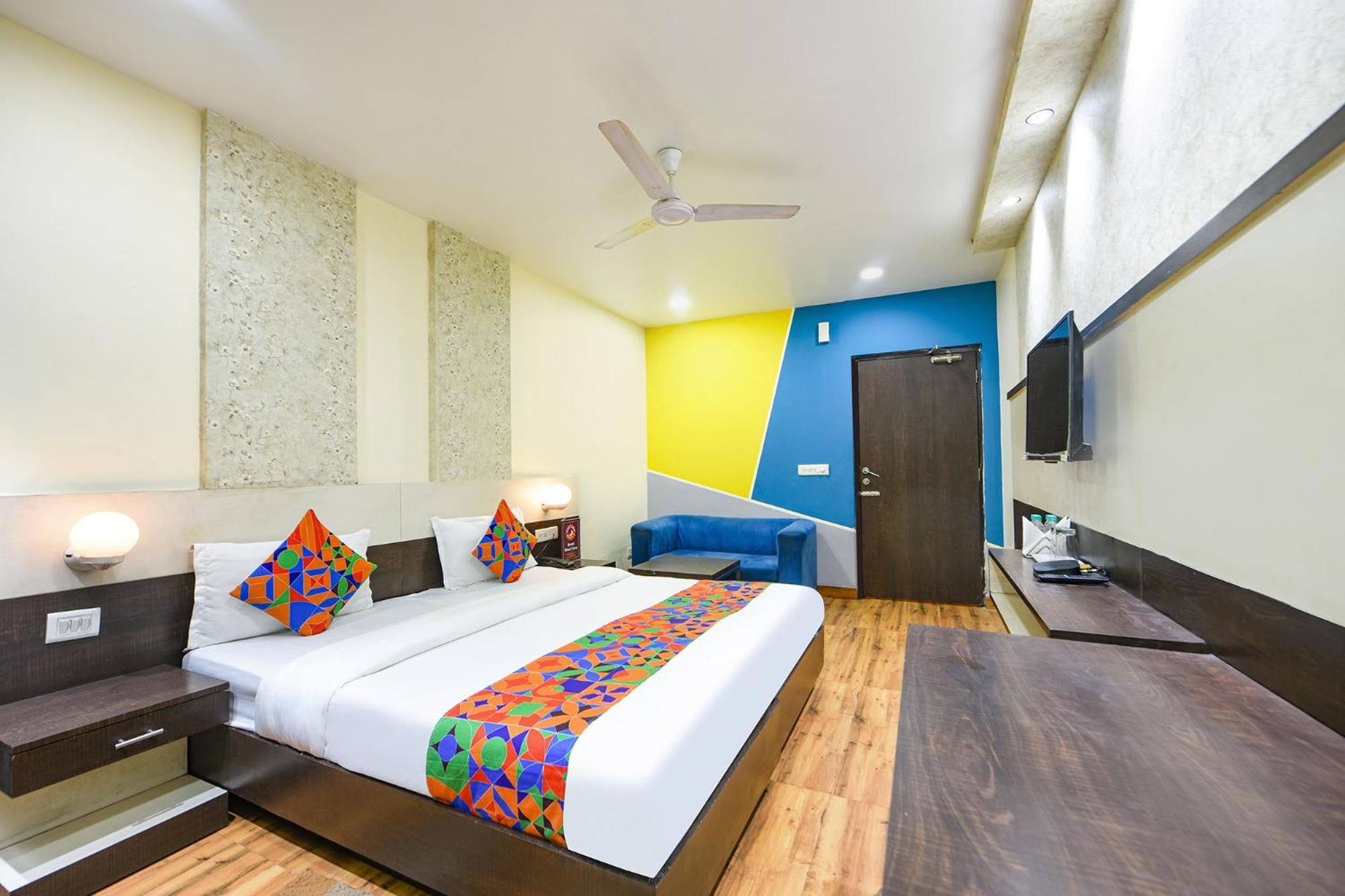 Fabhotel West View Ghaziabad Exteriör bild