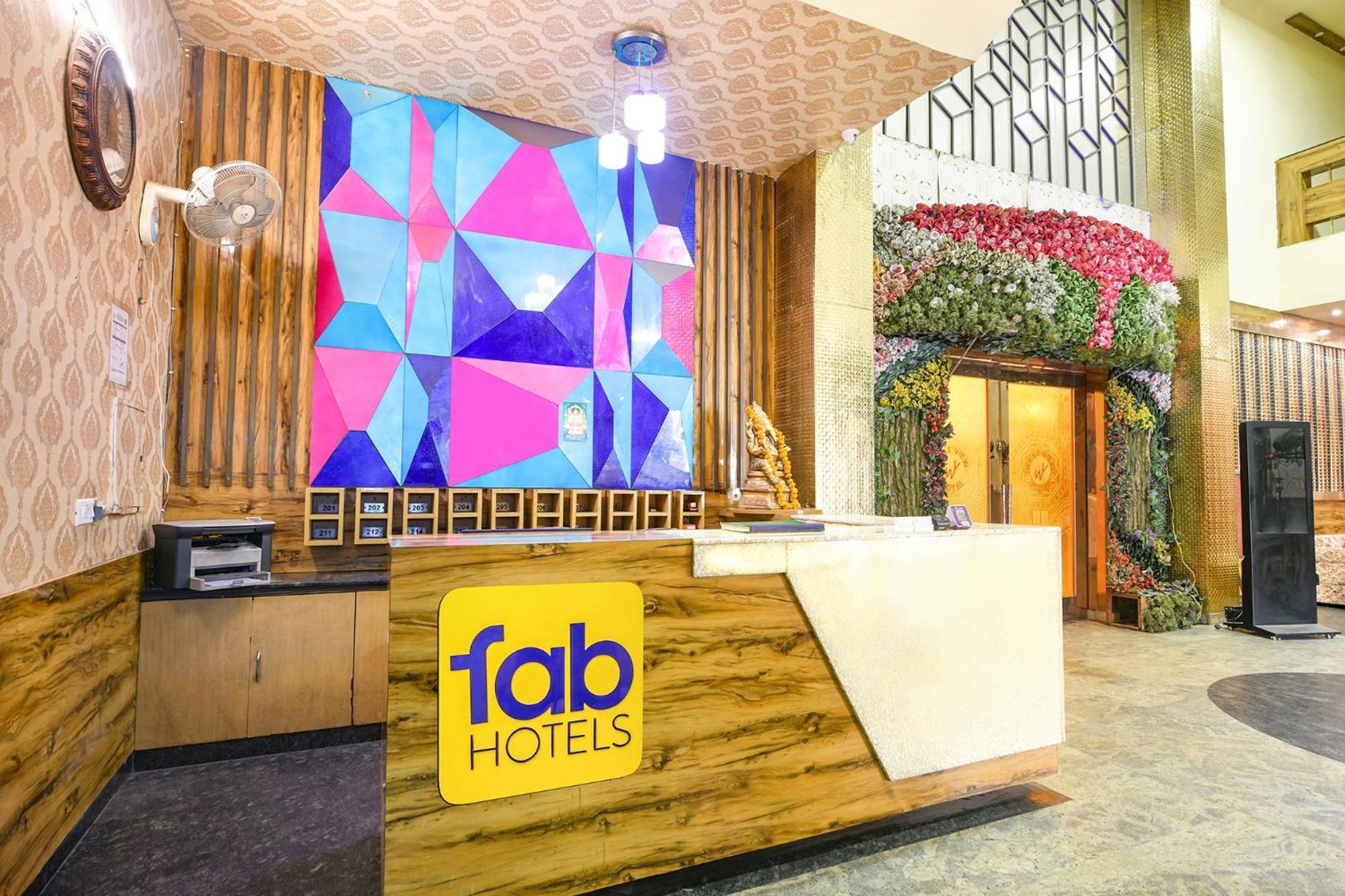Fabhotel West View Ghaziabad Exteriör bild