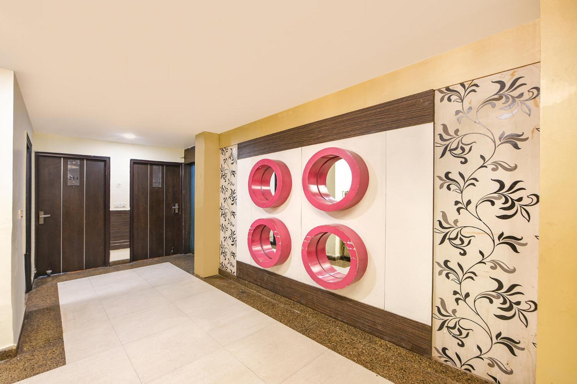 Fabhotel West View Ghaziabad Exteriör bild